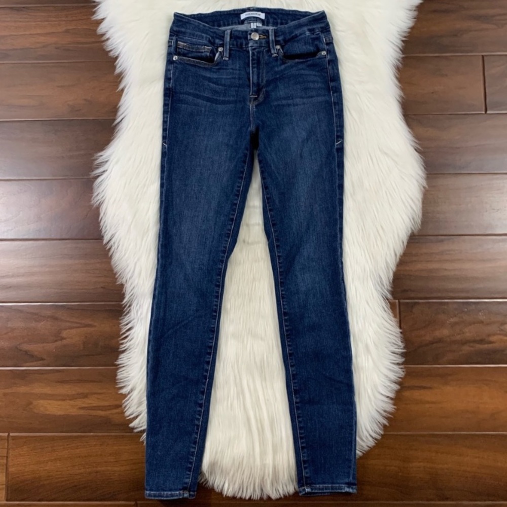 Good American Good Legs Skinny jeans / 4/27 EUC